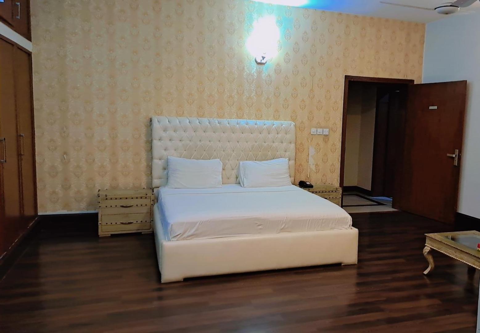 Royal Grace Guest House 伊斯兰堡 外观 照片