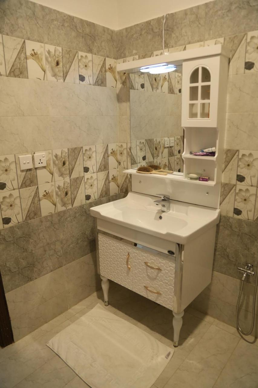 Royal Grace Guest House 伊斯兰堡 外观 照片