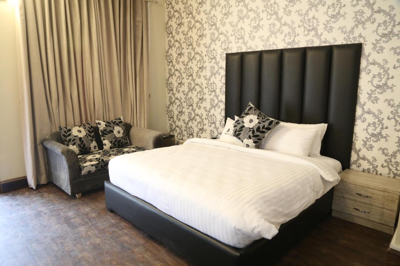 Royal Grace Guest House 伊斯兰堡 外观 照片