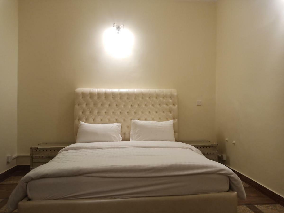 Royal Grace Guest House 伊斯兰堡 外观 照片